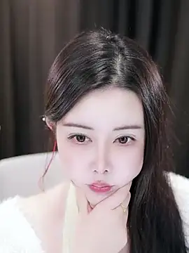 Qiaoqiao  online show from 01.02.25