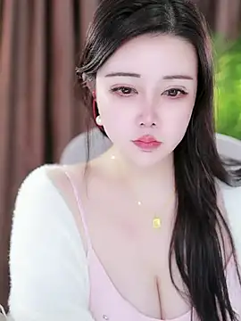 Qiaoqiao  online show from 01.20.25