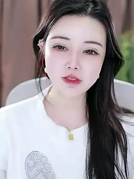 Qiaoqiao  online show from 01.27.25
