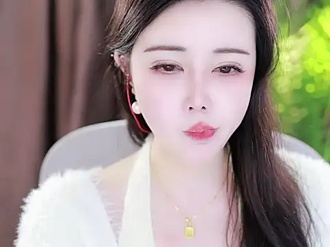 Qiaoqiao  online show from 02.02.25