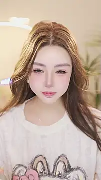 Qiaoqiao  online show from 06.17.26
