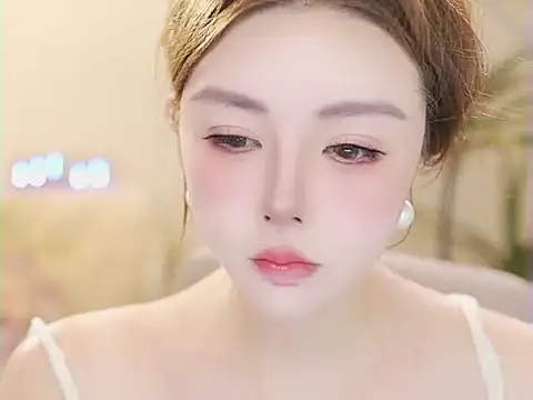 Qiaoqiao  online show from 06.30.26