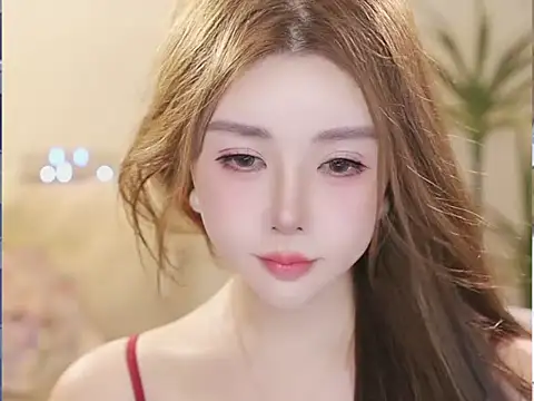 Qiaoqiao  online show from 07.05.26