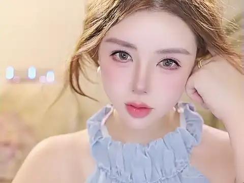 Qiaoqiao  online show from 07.06.26