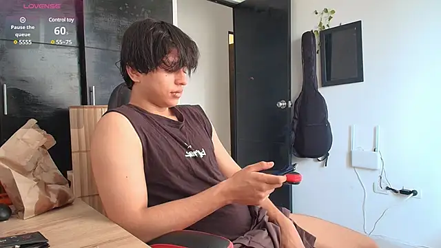 Haruto2001 online show from 12.05.24