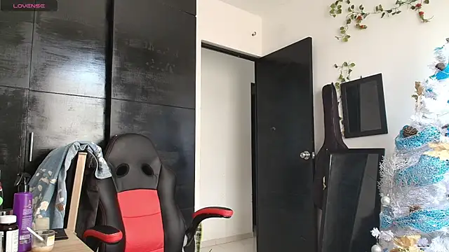 Haruto2001 online show from 12.16.24