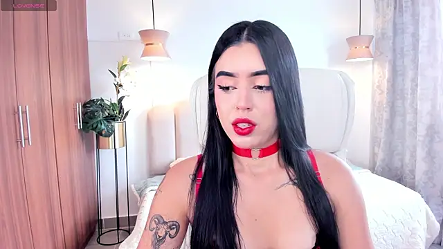 Snapshot of zoee_jackson chatting on 01.08.25 zoee jackson online show from 01.08.25