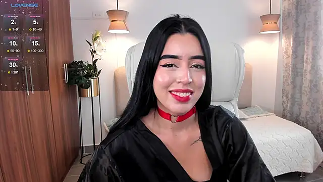 Snapshot of zoee_jackson chatting on 01.08.25 zoee jackson online show from 01.08.25