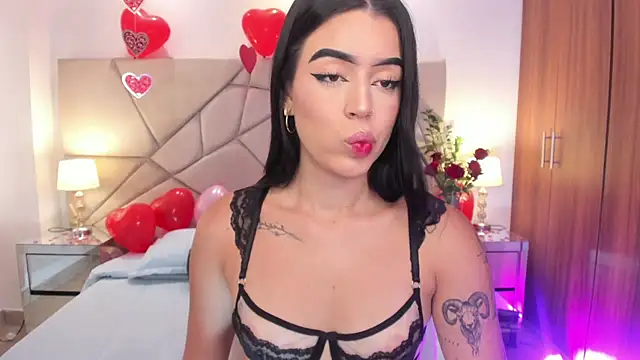 Snapshot of zoee_jackson chatting on 02.15.25 zoee jackson online show from 02.15.25