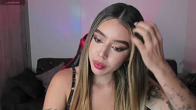 zoee jackson online show from 11.23.25