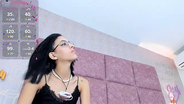 LilitRobins online show from 12.11.24