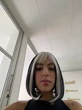 LilitRobins online show from 01.17.25