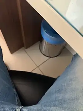 Snapshot of smithrosinha chatting on 01.14.25 smithrosinha online show from 01.14.25