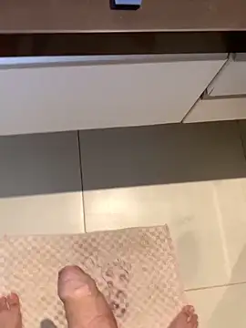 Snapshot of smithrosinha chatting on 01.18.25 smithrosinha online show from 01.18.25