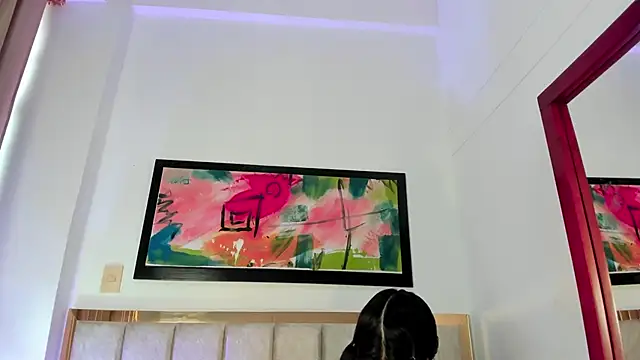 SabrinaWarrenn online show from 02.20.25