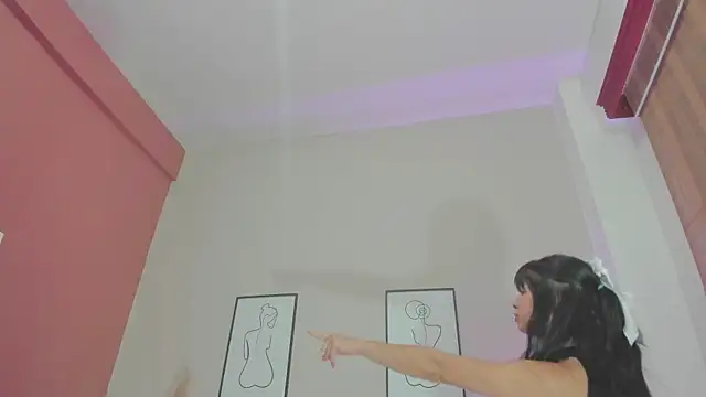 SabrinaWarrenn online show from 10.03.25