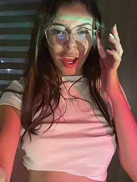 Snapshot of AmmyCollinsW chatting on 12.26.24 AmmyCollinsW online show from 12.26.24