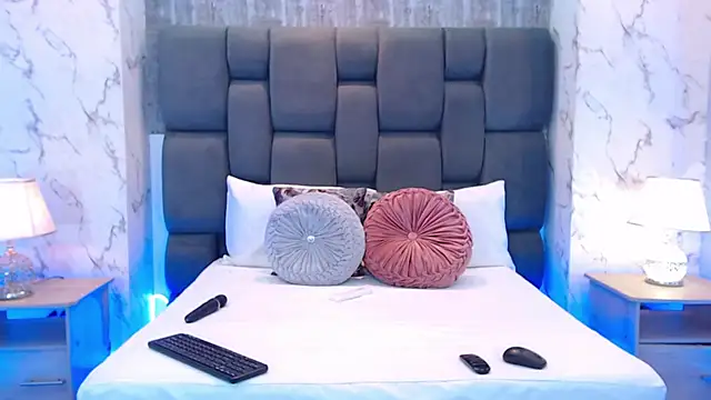 SophieWolkman online show from 10.29.25