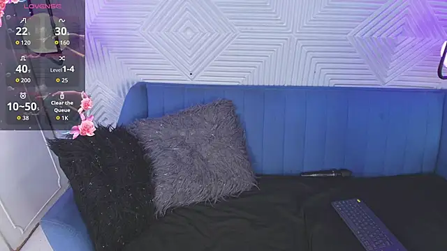 Snapshot of danika_mori1 chatting on 11.26.25 danika mori1 online show from 11.26.25