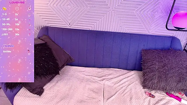 Snapshot of danika_mori1 chatting on 12.22.25 danika mori1 online show from 12.22.25