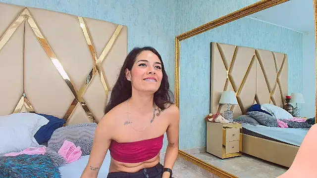 NicoleEsposito online show from 02.23.25