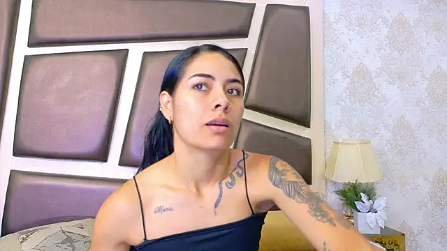 NicoleEsposito online show from 06.05.26