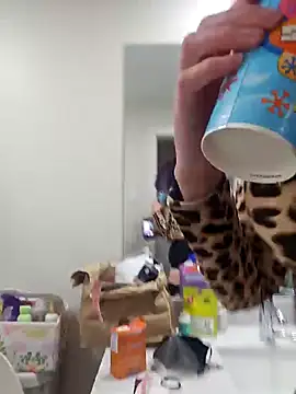 erinSmiles online show from 11.07.25