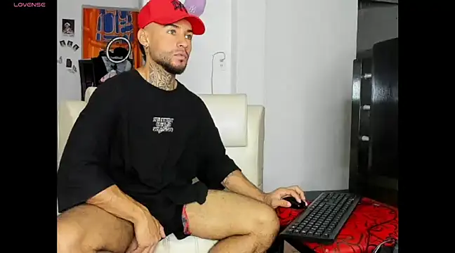 Snapshot of BruceNixon chatting on 12.13.24 BruceNixon online show from 12.13.24