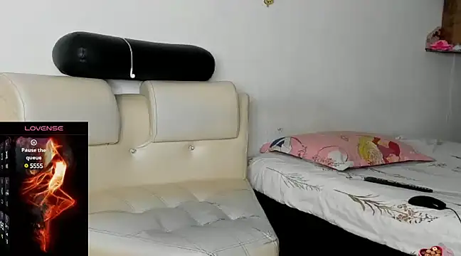 Snapshot of BruceNixon chatting on 01.21.25 BruceNixon online show from 01.21.25