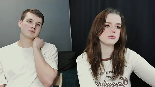 Snapshot of Pinku_kitsune chatting on 03.05.25 Pinku kitsune online show from 03.05.25