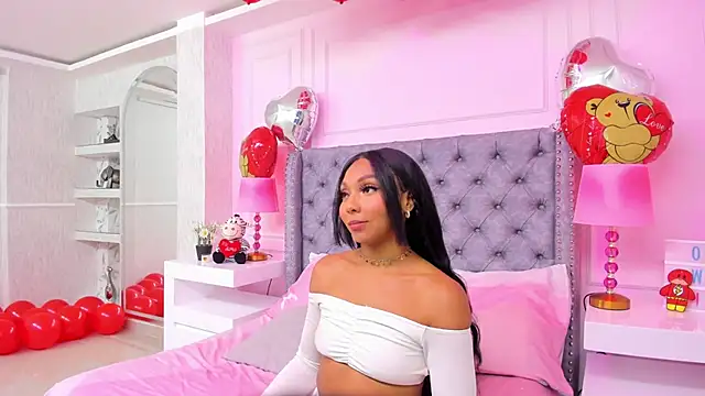 HaileeRoberts online show from 02.17.25