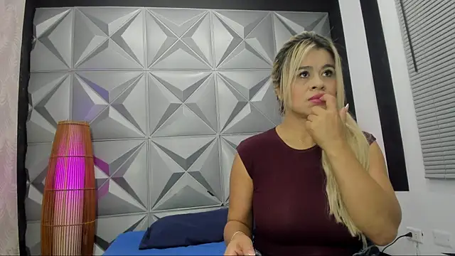 Dulcex69 online show from 01.18.25