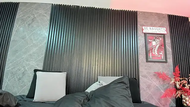 BambiiQueen online show from 12.18.24