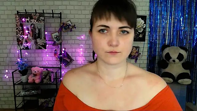 Darina M  online show from 01.30.25