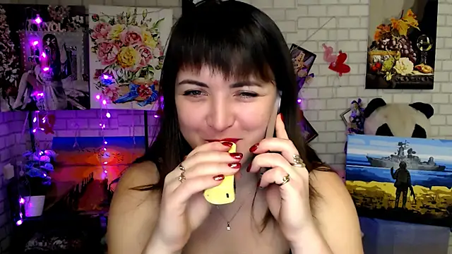 Darina M  online show from 12.05.25