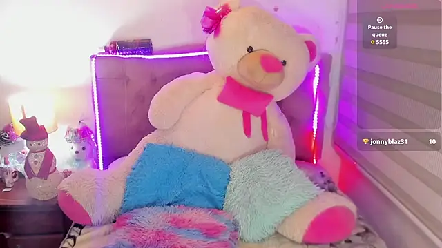  EmiRhodes online show from 12.23.24
