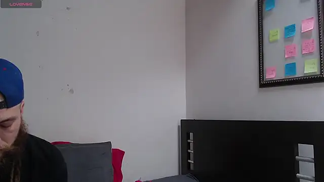 Snapshot of Nanna_and_Balder chatting on 02.06.25 Nanna and Balder online show from 02.06.25