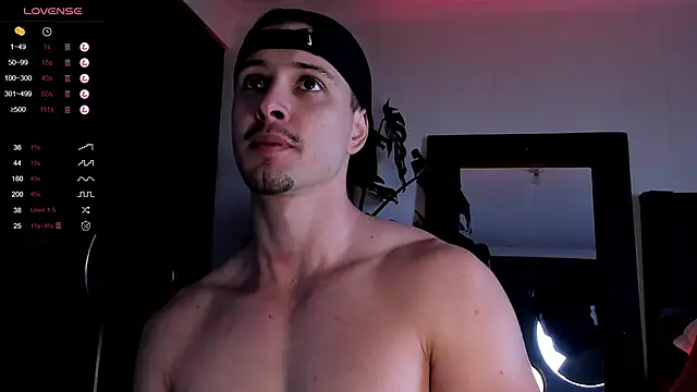 Snapshot of ADAM_BOUTON_ chatting on 01.04.25 ADAM BOUTON online show from 01.04.25