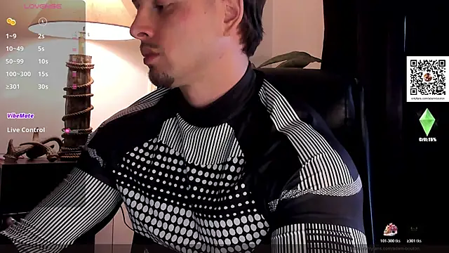 Snapshot of ADAM_BOUTON_ chatting on 11.14.25 ADAM BOUTON online show from 11.14.25