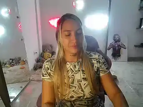 Snapshot of mandy_berrys chatting on 05.18.26 mandy berrys online show from 05.18.26