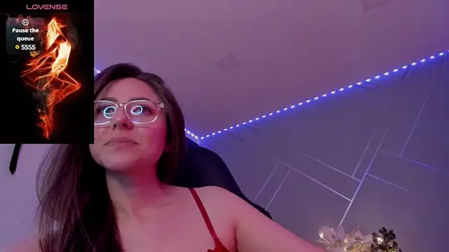 Ich Bin Julia online show from 12.22.24