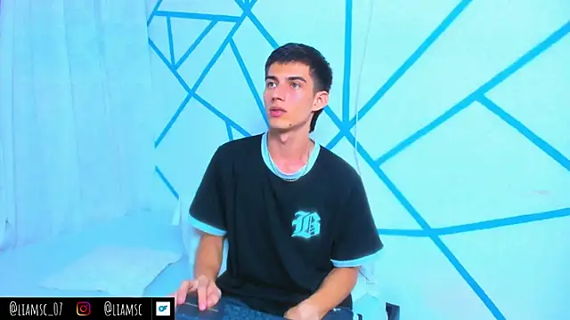 liam scott77 online show from 10.09.25