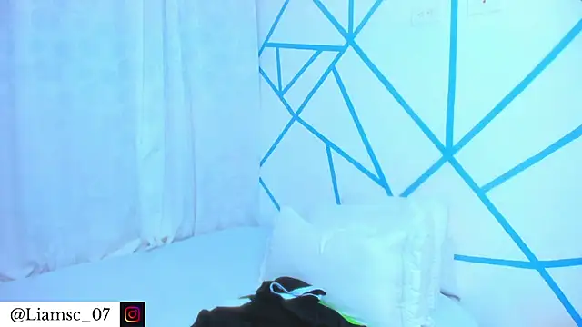 liam scott77 online show from 12.02.25