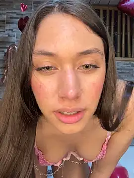 Barbielatinas online show from 02.15.25