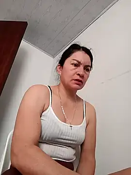 Snapshot of renata_hot1 chatting on 12.26.24 renata hot1 online show from 12.26.24