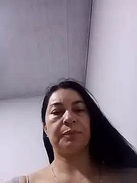Snapshot of renata_hot1 chatting on 12.30.24 renata hot1 online show from 12.30.24