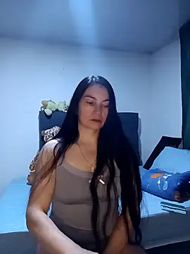 Snapshot of renata_hot1 chatting on 11.23.25 renata hot1 online show from 11.23.25