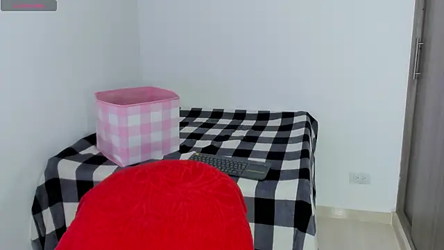 Natasha su  online show from 01.16.25