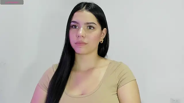 Natasha su  online show from 03.16.25