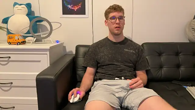 BlueEyedTallGuy94 online show from 12.24.24